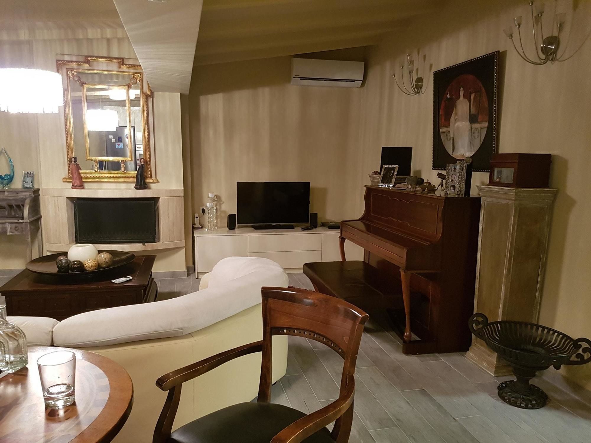 With One Bedroom In Thessaloniki, With Wonderful View, Apartment *